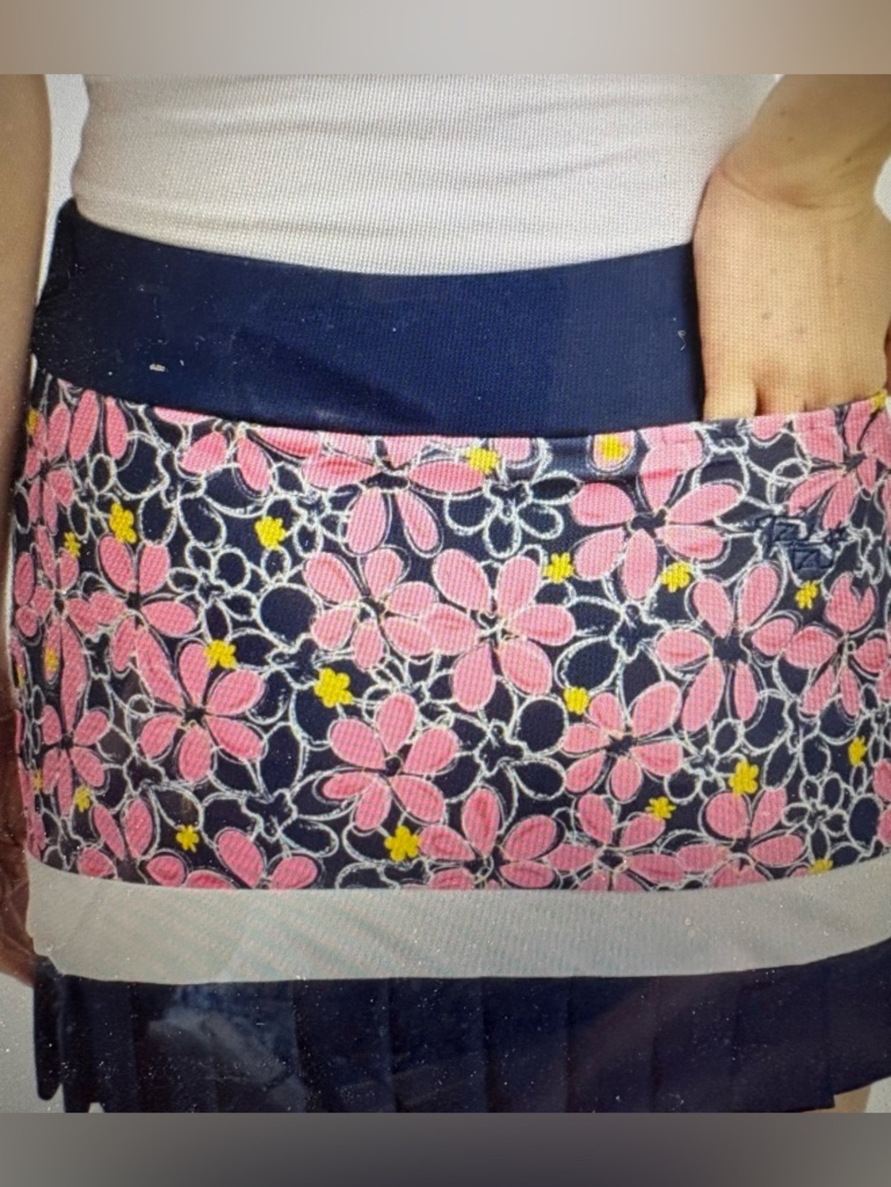 TSU TSU Women's Darby Late Bloomer-Navy-White Skort; Sz: M; EUC - Picture 2 of 9